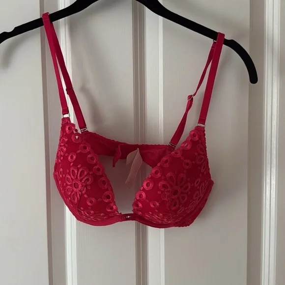 VS Bra Bundle - Picture 10 of 12